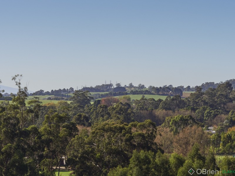 25 Jackson Drive, Drouin VIC 3818