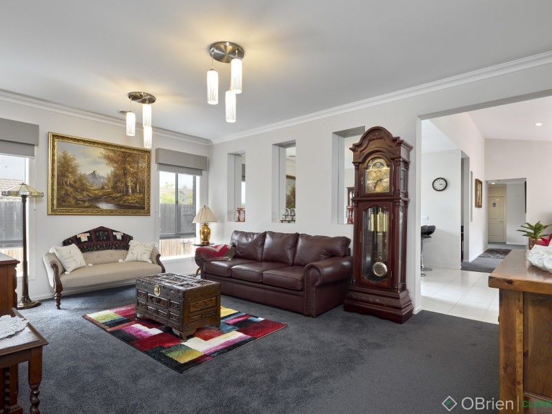 19 Richie Court, Drouin VIC 3818