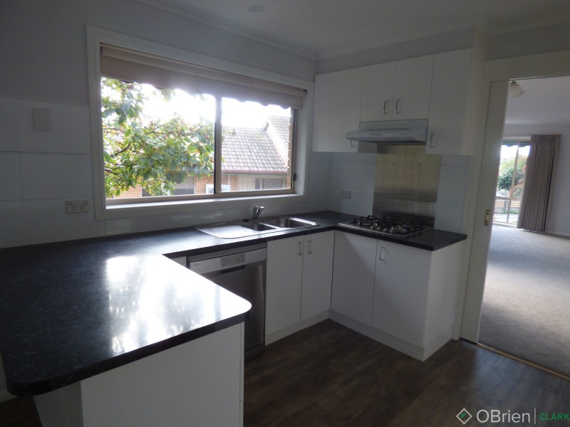 2/6 Chelsea Court, Warragul VIC 3820