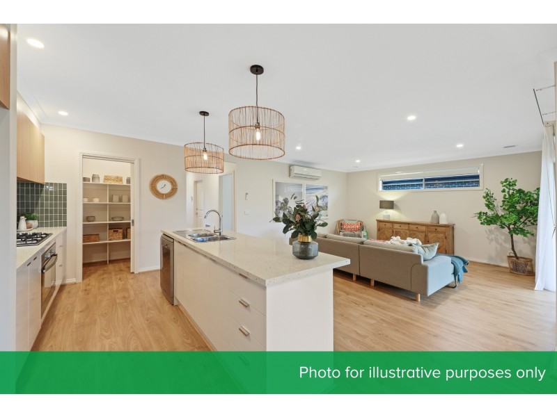 16 Southern Close, Drouin VIC 3818