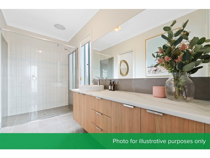 16 Southern Close, Drouin VIC 3818
