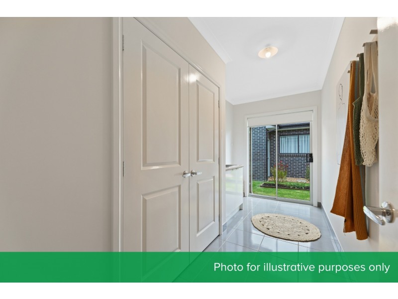 16 Southern Close, Drouin VIC 3818