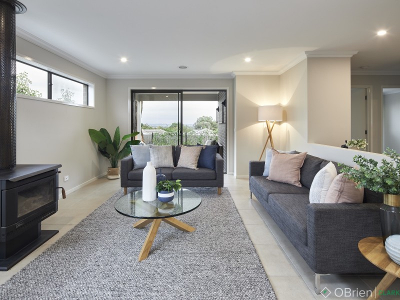 9 Jemima Court, Garfield VIC 3814