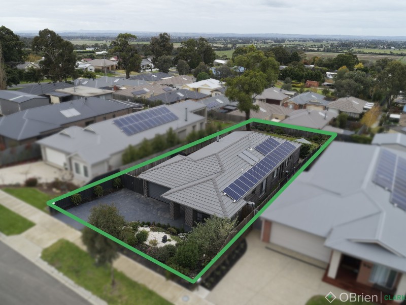 9 Jemima Court, Garfield VIC 3814