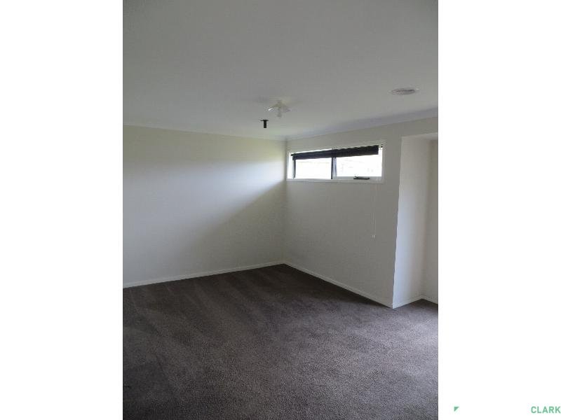 16 Bladen Street, Warragul VIC 3820
