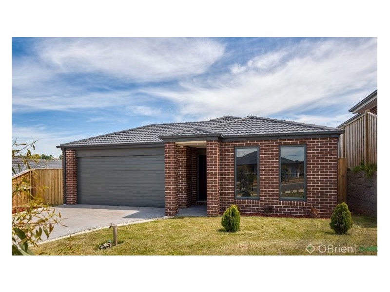 22 Redleaf Avenue, Warragul VIC 3820