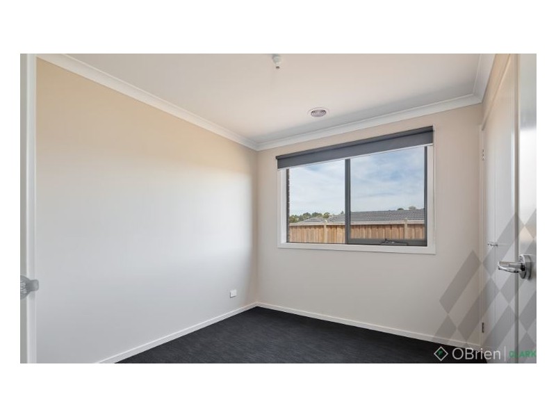 22 Redleaf Avenue, Warragul VIC 3820
