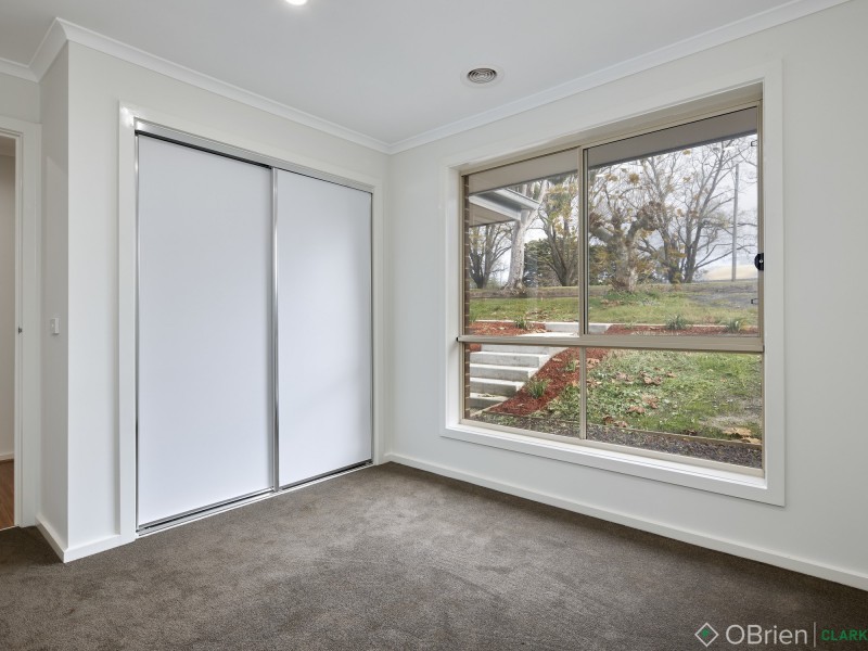 1/18-20 Main South Road, Drouin VIC 3818