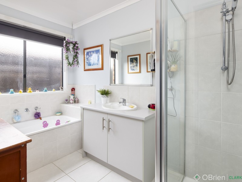 4 Stringybark Place, Longwarry VIC 3816