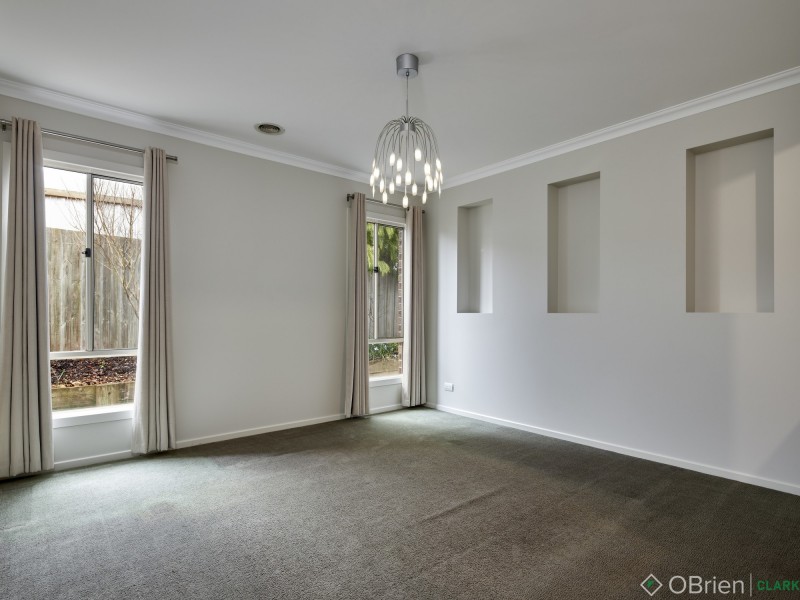 28 Davey Drive, Drouin VIC 3818