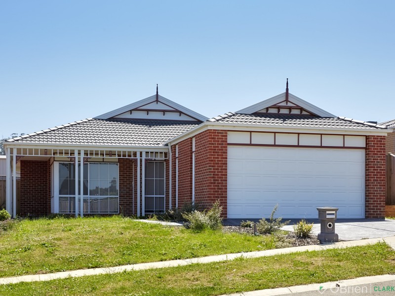 5 Tenterfield Avenue, Warragul VIC 3820