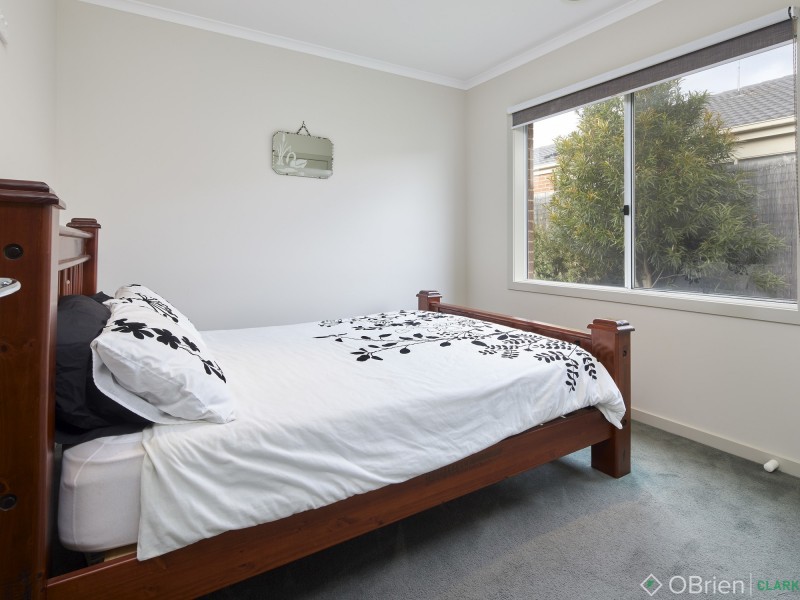 10 Shakespeare Court, Drouin VIC 3818