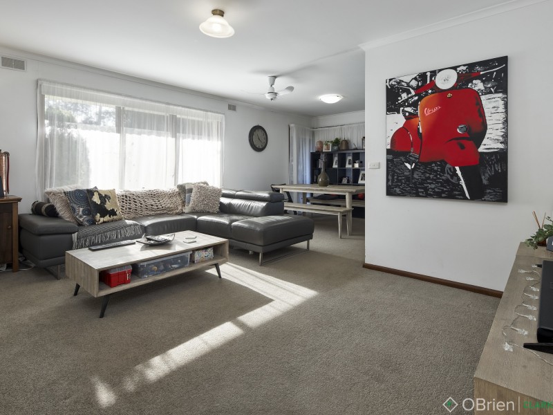 2/6 Churchill Street, Warragul VIC 3820