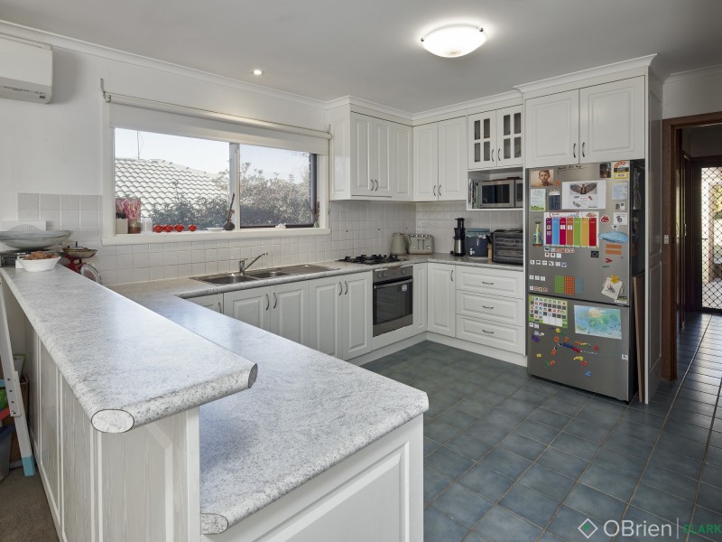 2/6 Churchill Street, Warragul VIC 3820