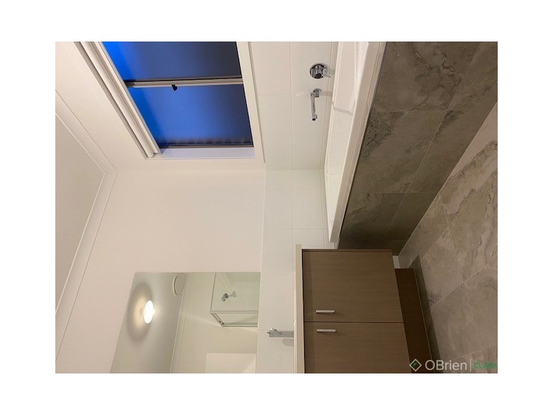 16 Southern Close, Drouin VIC 3818