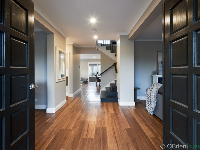 13 Waterview Close, Drouin VIC 3818