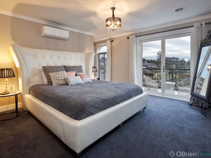 13 Waterview Close, Drouin VIC 3818