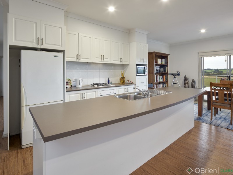 32 Shirley Road, Neerim South VIC 3831