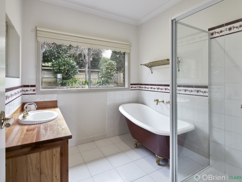 32 Shirley Road, Neerim South VIC 3831