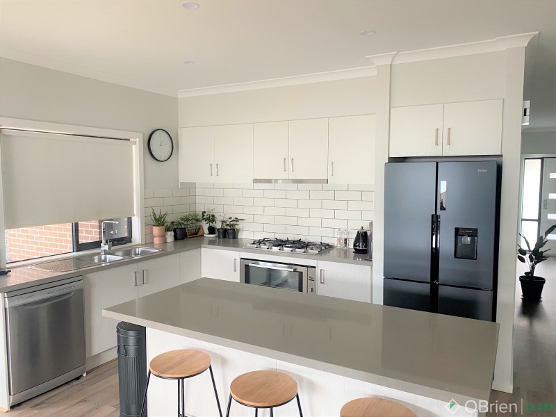 4 Hillgrove Close, Warragul VIC 3820