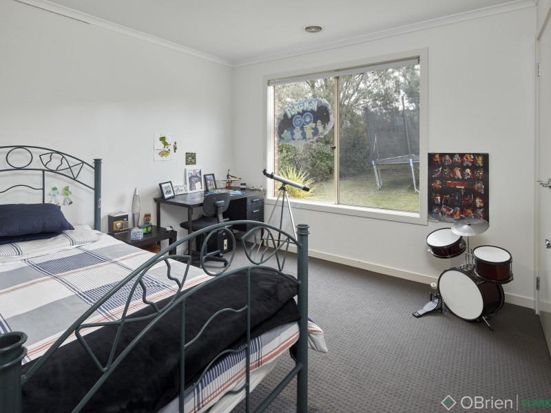 5 Eucalypt Court, Drouin VIC 3818