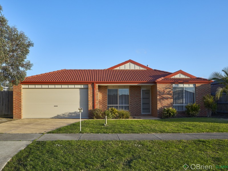 30 Shakespeare Court, Drouin VIC 3818