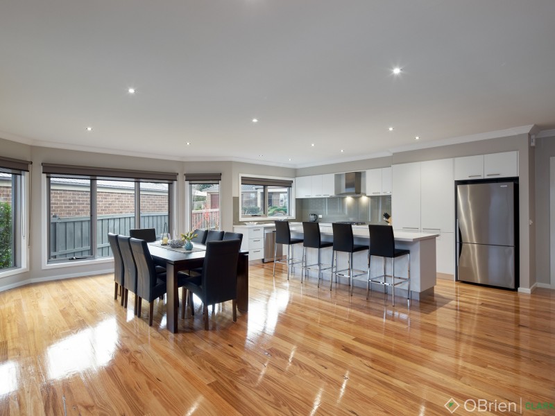 15 Kensington Drive, Warragul VIC 3820