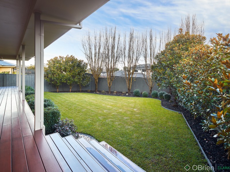 15 Kensington Drive, Warragul VIC 3820