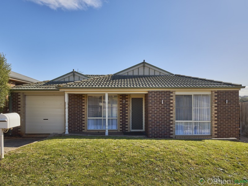 2 Shae Crescent, Drouin VIC 3818