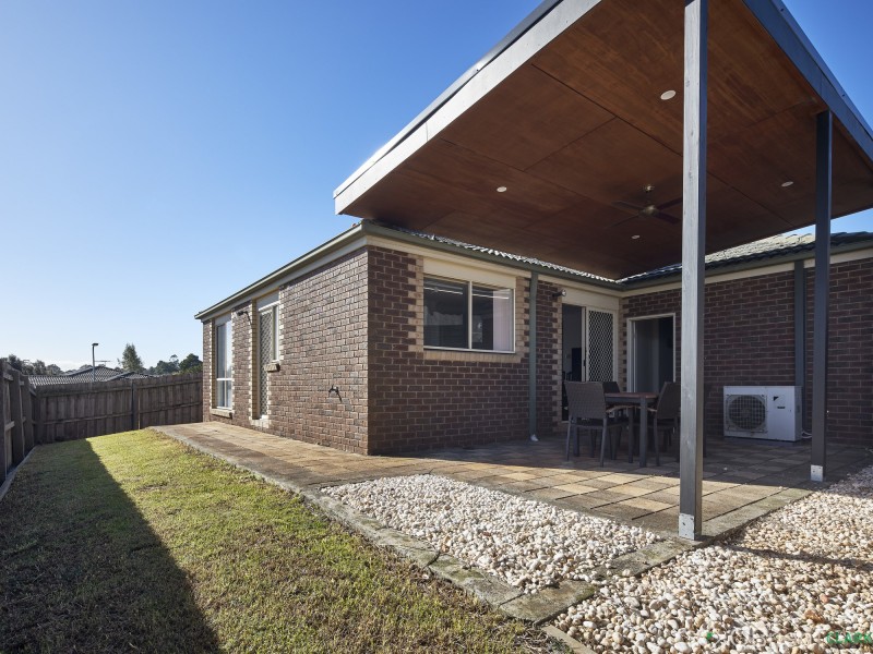 2 Shae Crescent, Drouin VIC 3818