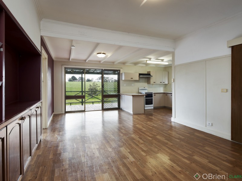 2 Silbys Road, Darnum VIC 3822