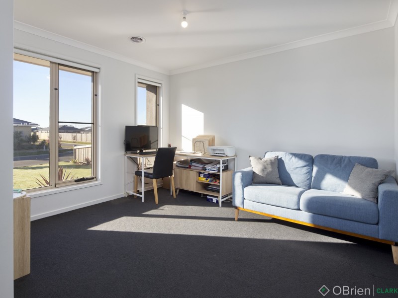 17 Nolan Drive, Warragul VIC 3820