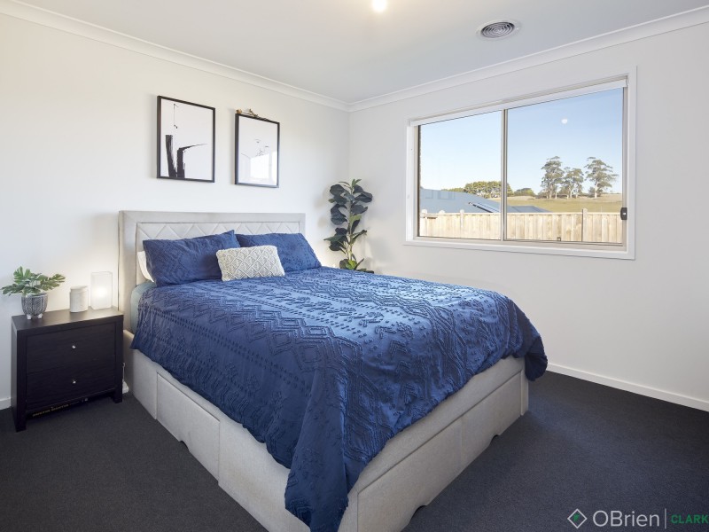 17 Nolan Drive, Warragul VIC 3820