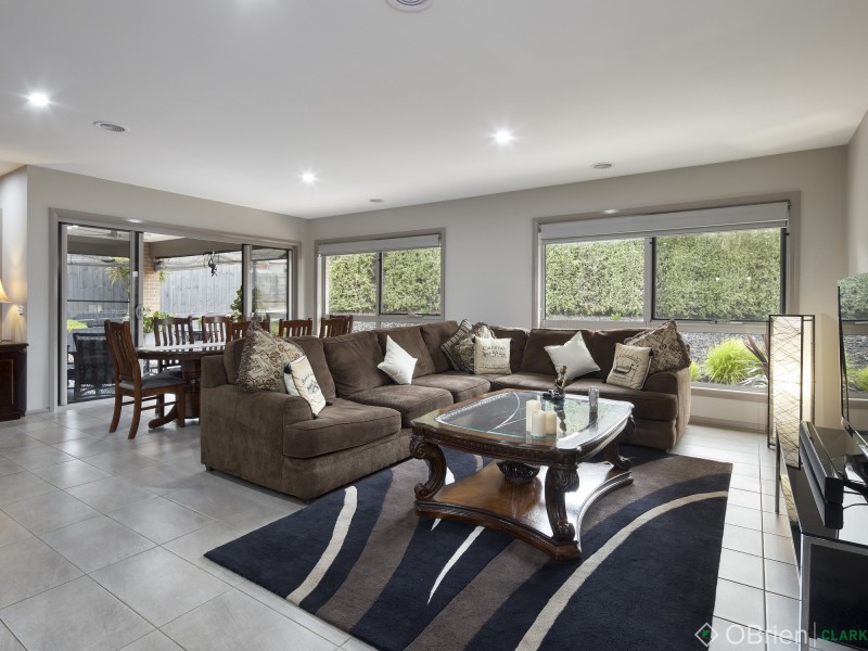 42 Dawson Drive, Warragul VIC 3820