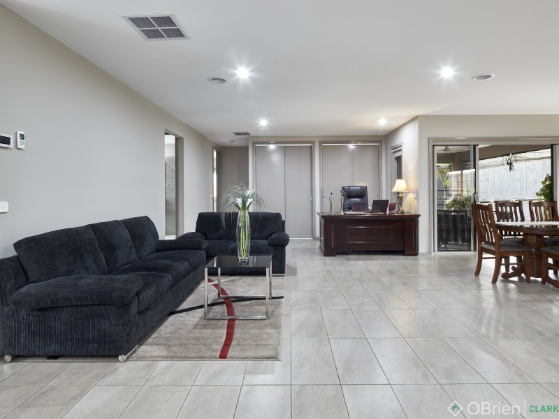 42 Dawson Drive, Warragul VIC 3820