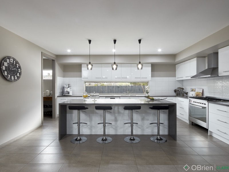 42 Dawson Drive, Warragul VIC 3820