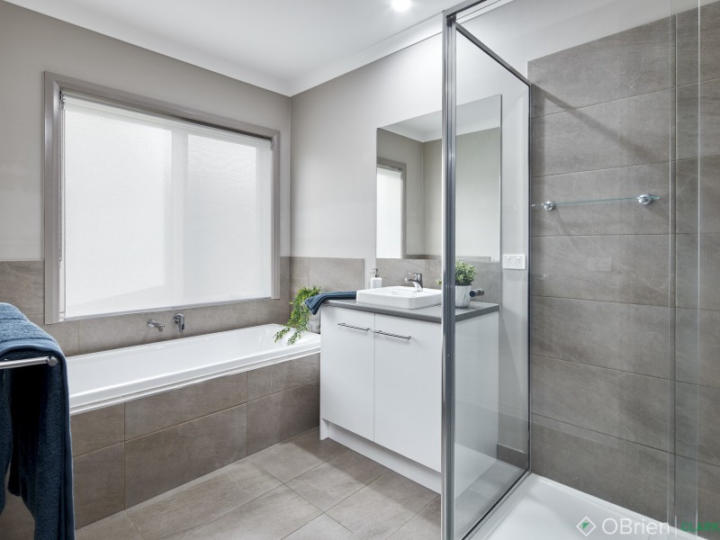 42 Dawson Drive, Warragul VIC 3820