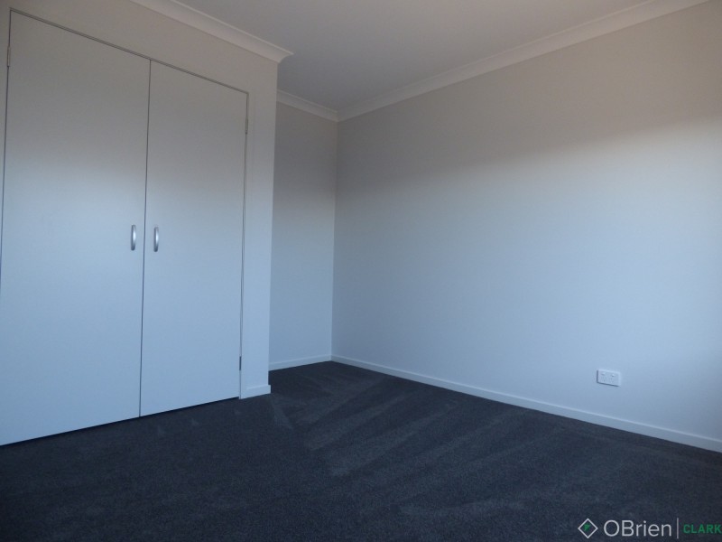 2 Sunnybrook Avenue, Warragul VIC 3820