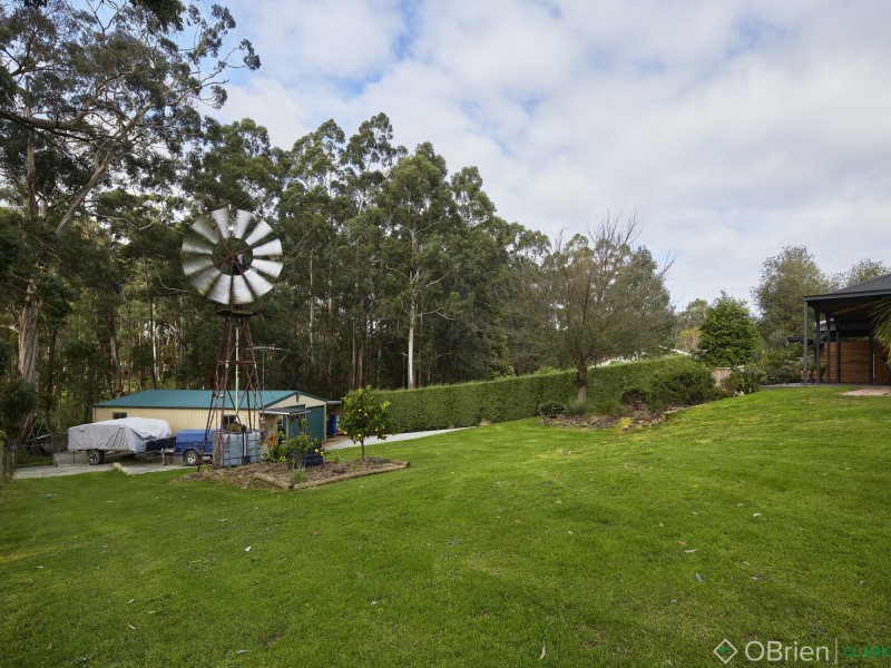 6 Andrew Court, Drouin VIC 3818