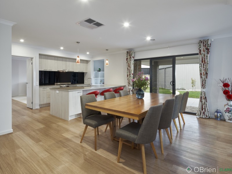 9 Hyde Court, Warragul VIC 3820