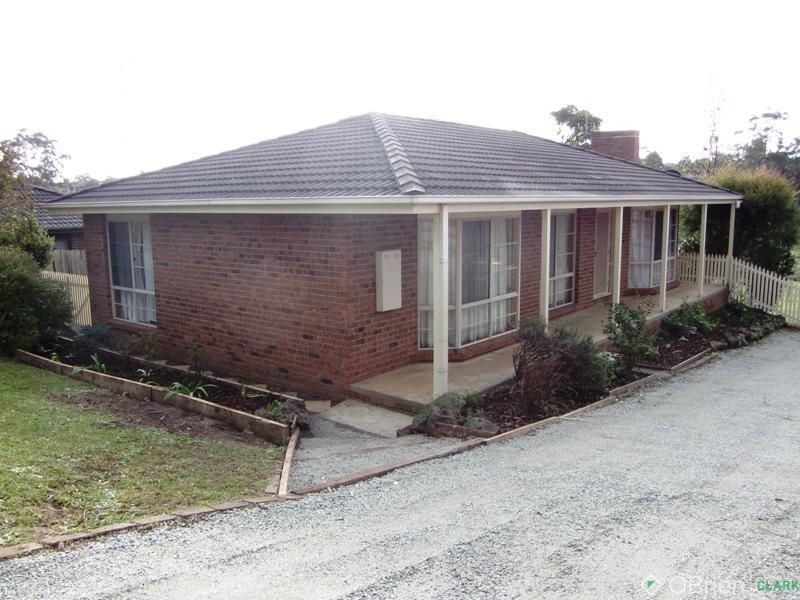 42 Calway Street, Drouin VIC 3818