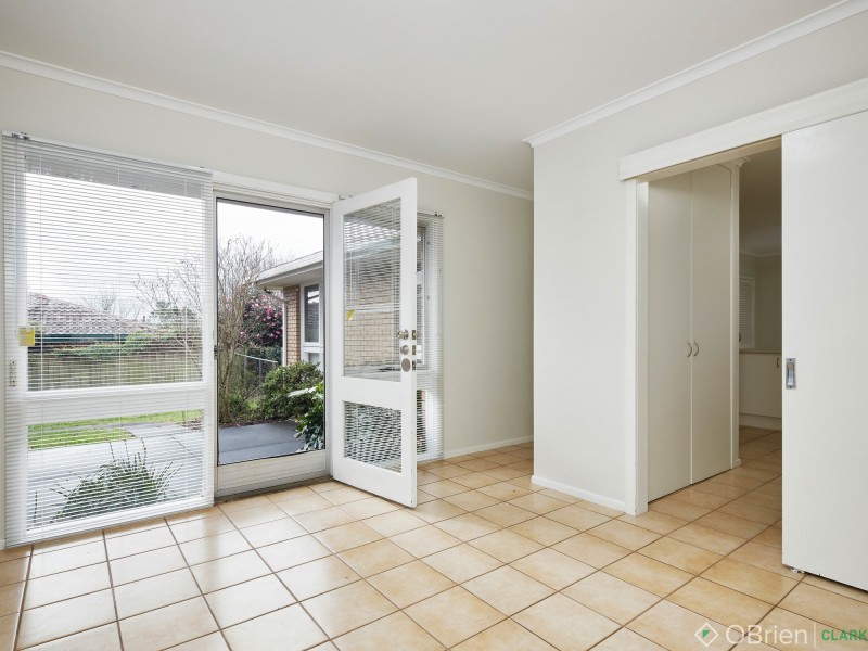 2 Charles Street, Drouin VIC 3818