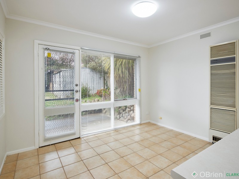 2 Charles Street, Drouin VIC 3818