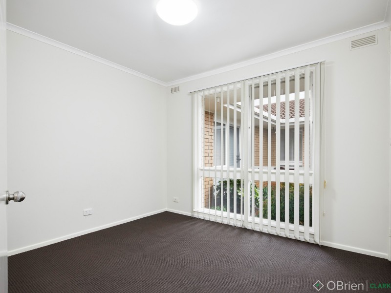 2 Charles Street, Drouin VIC 3818