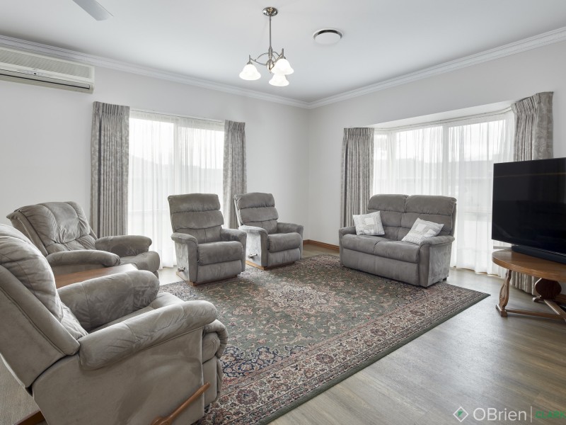 6/1 Princes Way, Drouin VIC 3818