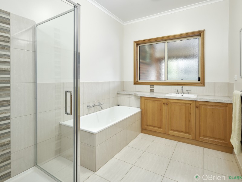 6/1 Princes Way, Drouin VIC 3818