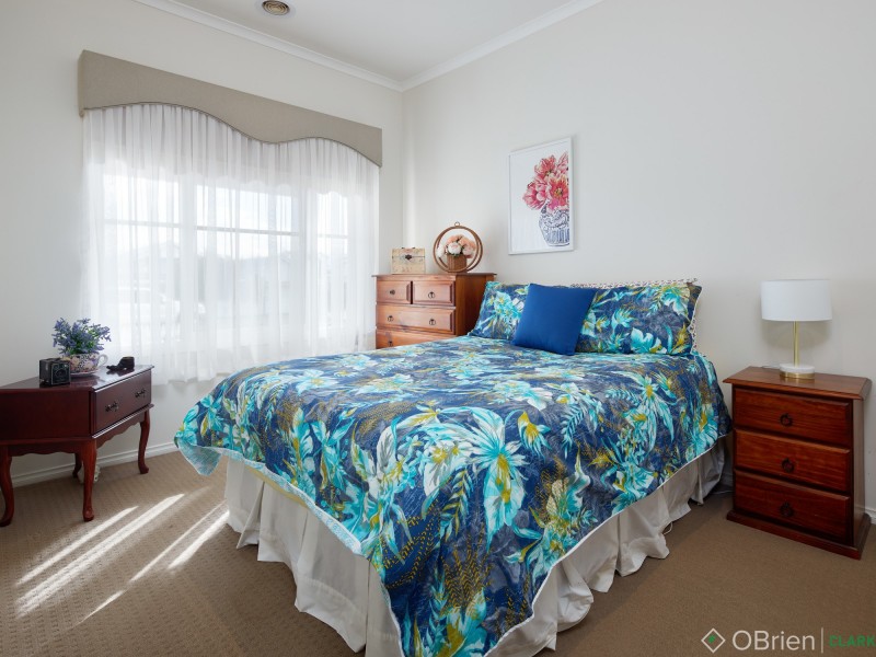 26 Clifford Drive, Drouin VIC 3818