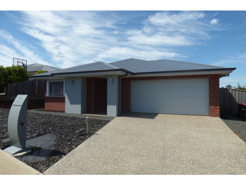 4 Timberside Avenue, Warragul VIC 3820