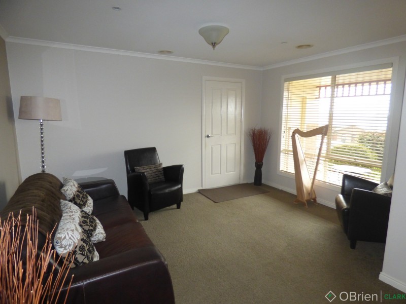 27 Glendon Drive, Warragul VIC 3820