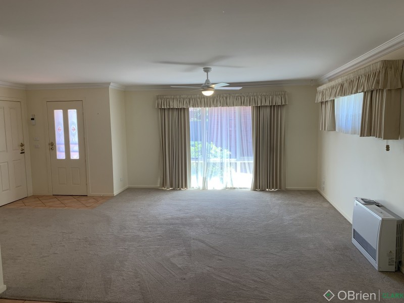 9 Rees Close, Drouin VIC 3818